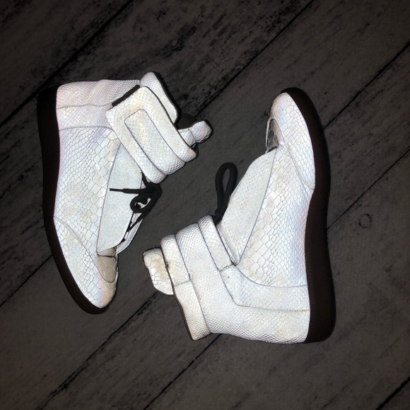 3M Maison Martin Margiela Silver Python Size 8 - Picture 2 of 5